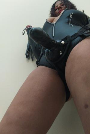 Фото проститутки Mistress Brazilian в Джаффайре