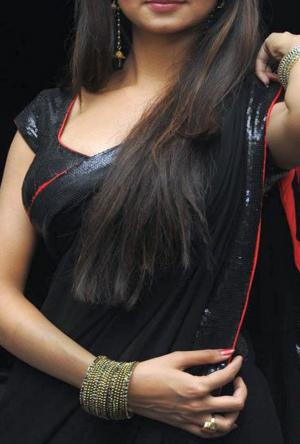 Фото проститутки Zoyaa в Калькутте