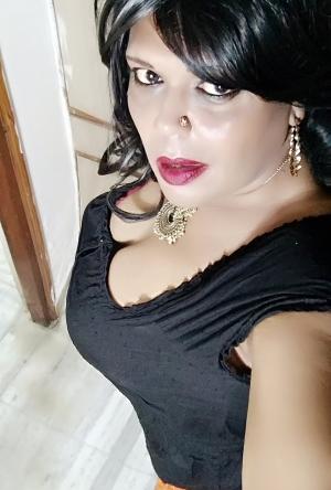 Проститутка   Somya sharma в Нойде